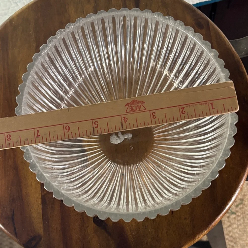 Elegant Clear Crystal Bowl